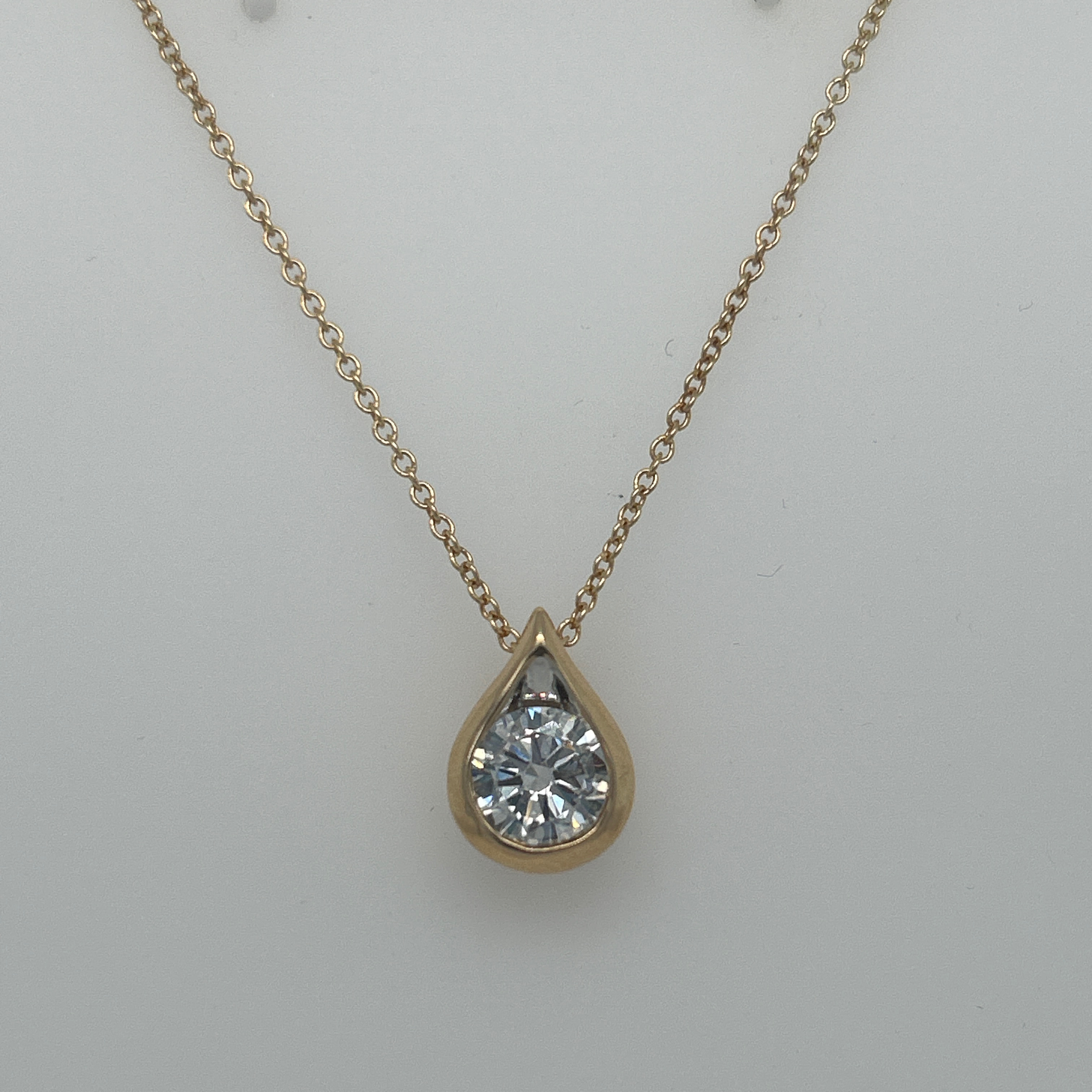 Lab Grown Diamond Pendant